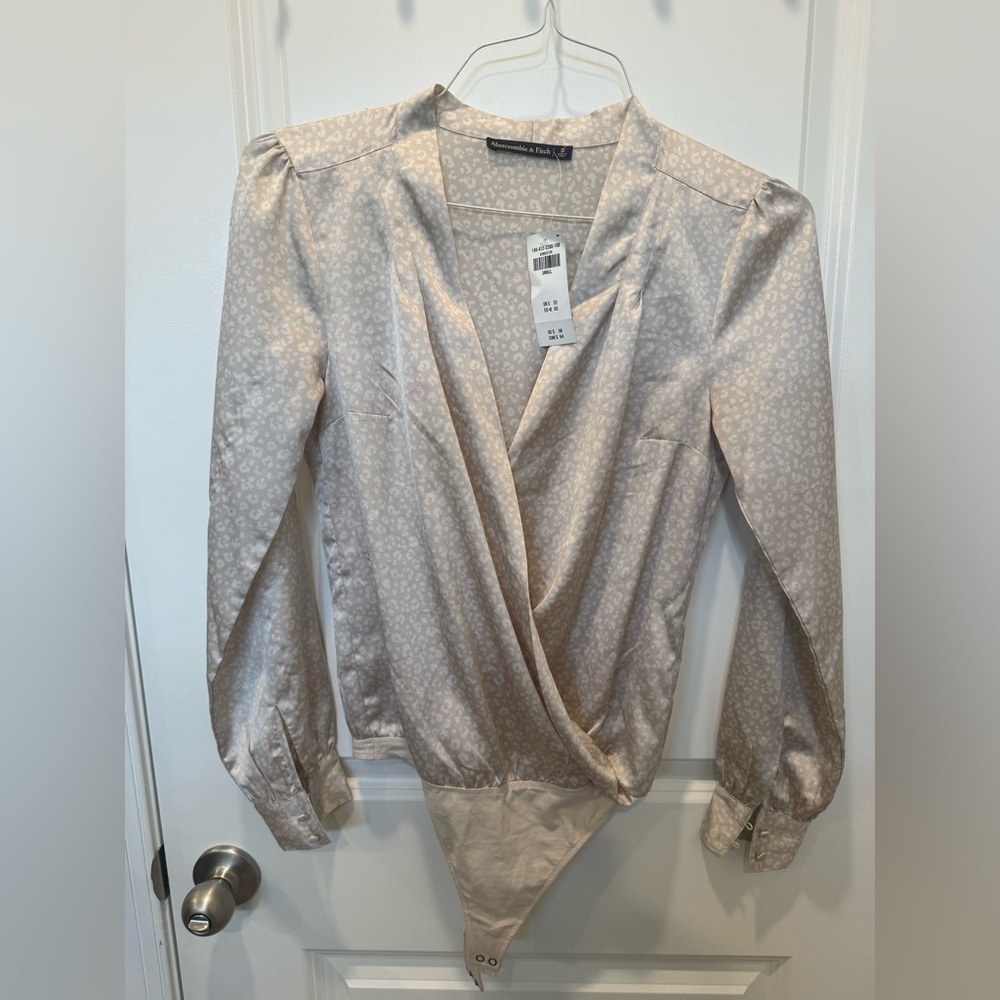 Abercrombie & Fitch Cream Leopard Bodysuit